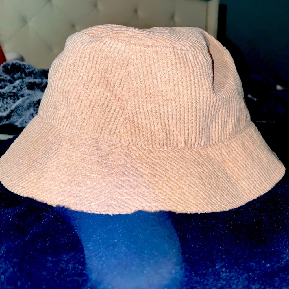 Bucket hat women's